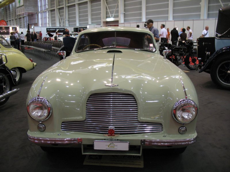 astonmartindb2coup1952.jpg