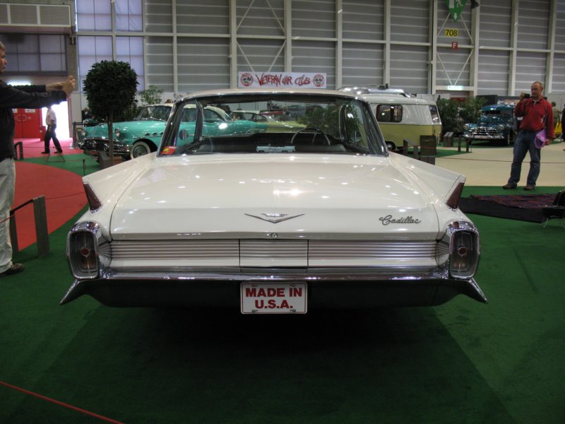 cadillacdeville1962.jpg