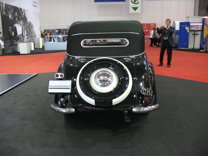 dkwf8frontluxuslandi19392.jpg