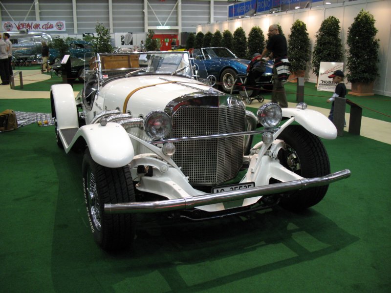 excaliburroadsterss19692.jpg