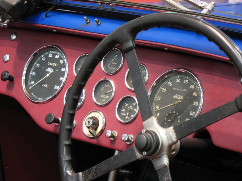 hrg1500roadsterautomarine194911.jpg