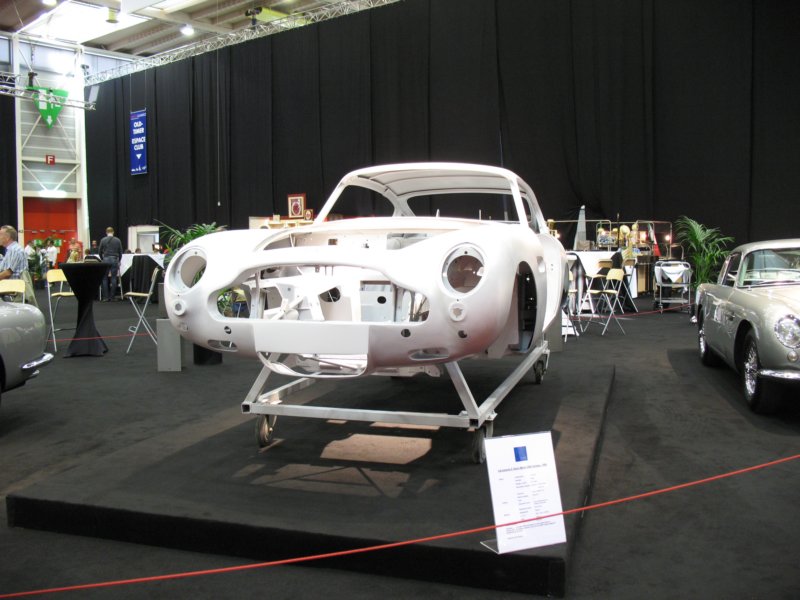 astonmartindb6vantage19663.jpg