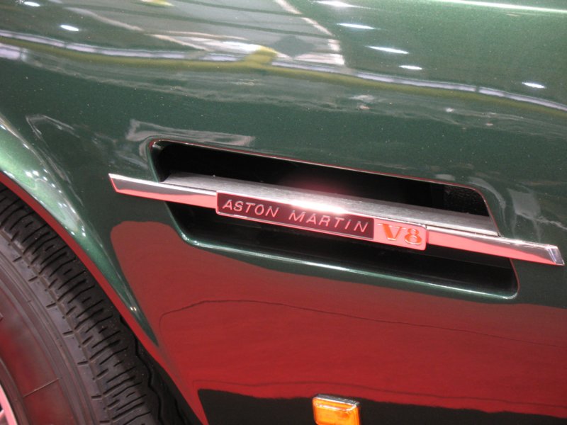 astonmartinv8volante7.jpg