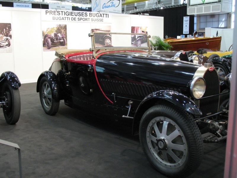 bugattit4319285.jpg