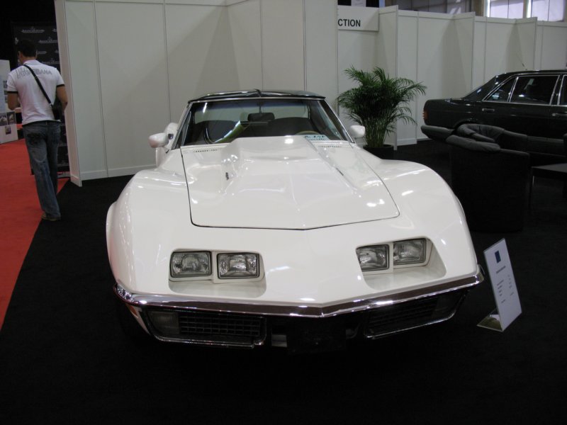 chevroletcorvettecoup19722.jpg
