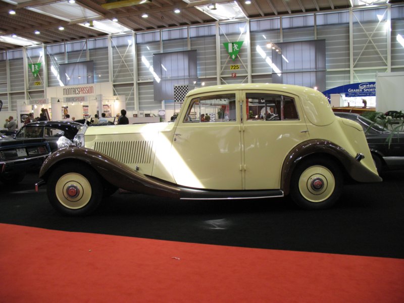 rollsroyce253019365.jpg