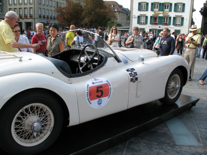 jaguarxk1203.jpg