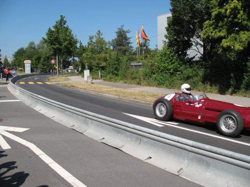 maserati250f5.jpg