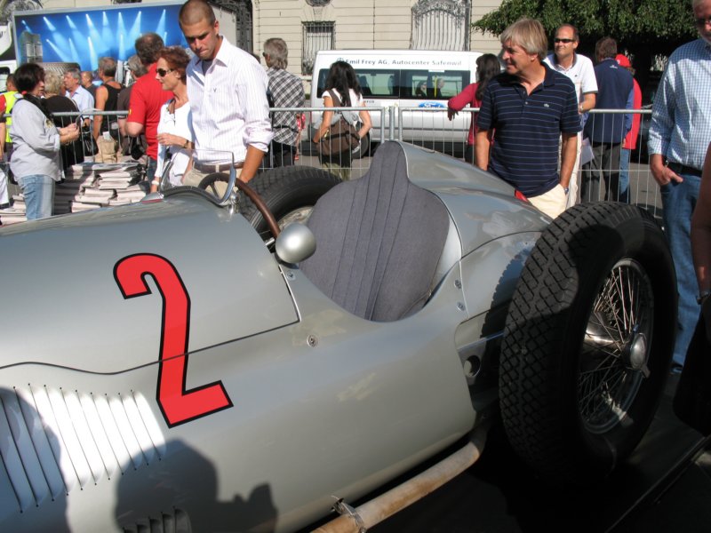 mercedesbenzw1543.jpg