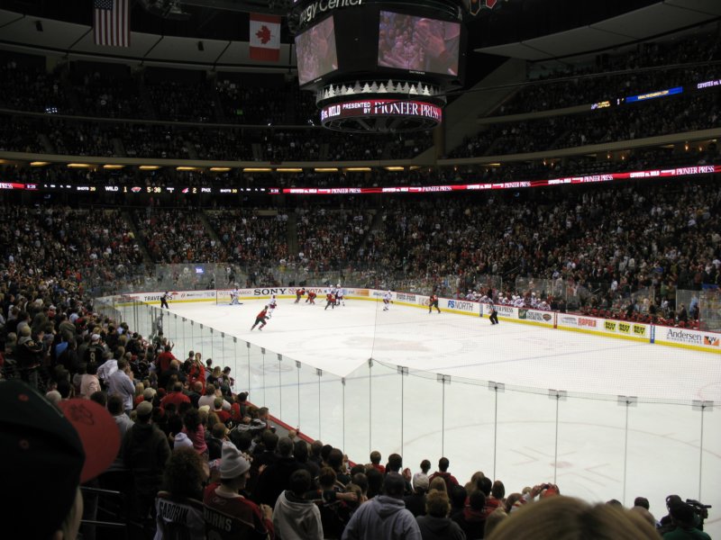 nov2009minnesotawildvsphoenixcoyotesxcelenergycenter21.jpg