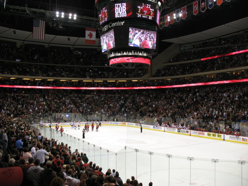nov2009minnesotawildvsphoenixcoyotesxcelenergycenter43.jpg