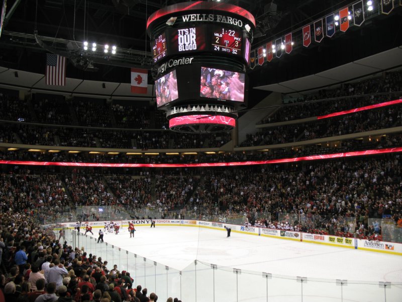 nov2009minnesotawildvsphoenixcoyotesxcelenergycenter50.jpg