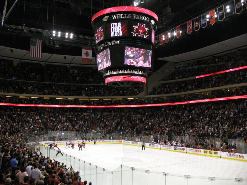 nov2009minnesotawildvsphoenixcoyotesxcelenergycenter53.jpg