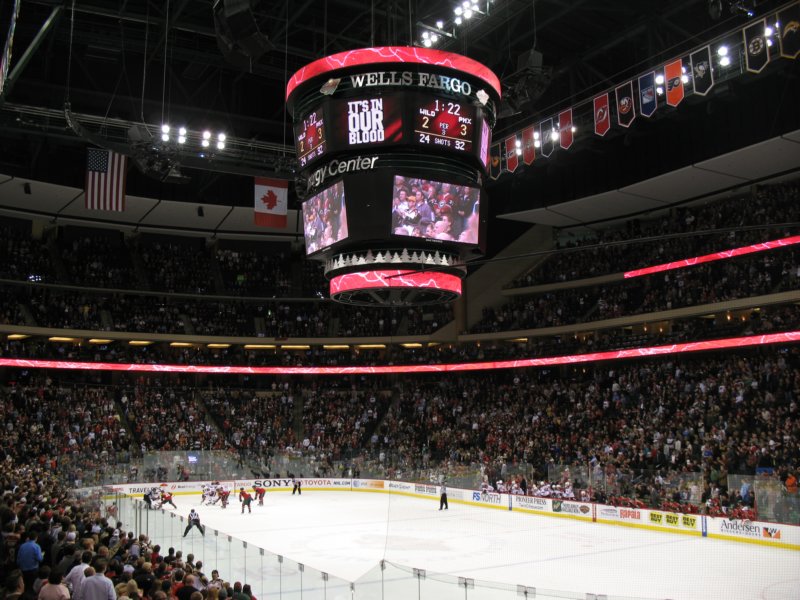 nov2009minnesotawildvsphoenixcoyotesxcelenergycenter55.jpg