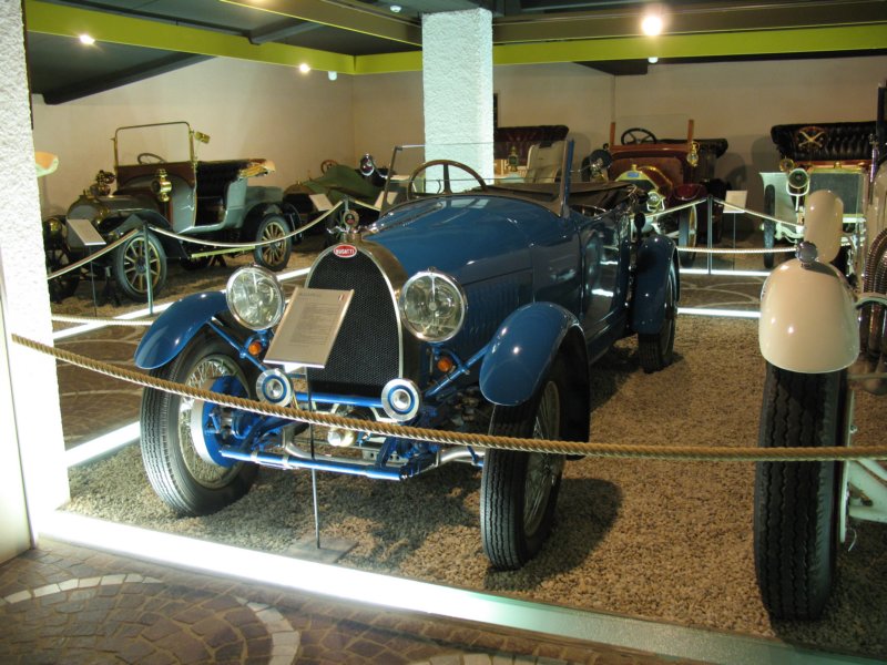 bugattitype4019283.jpg
