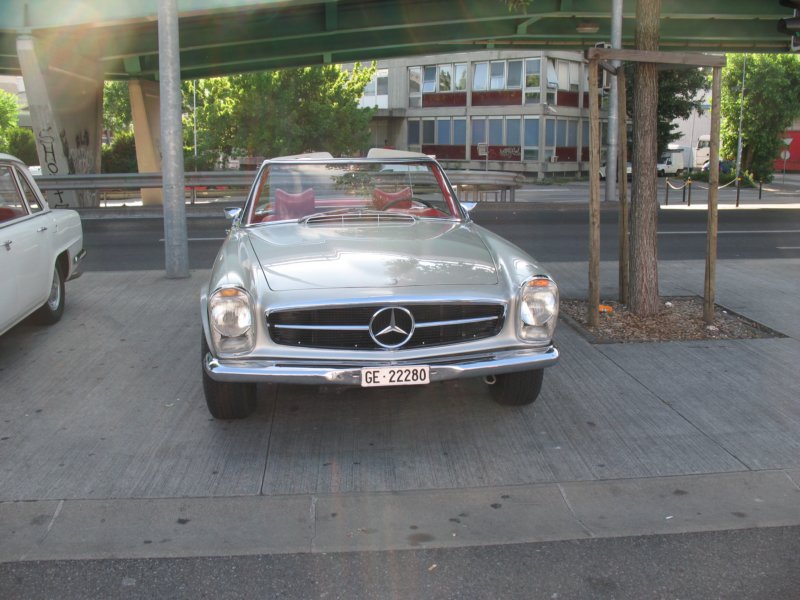mercedes280sl13.jpg