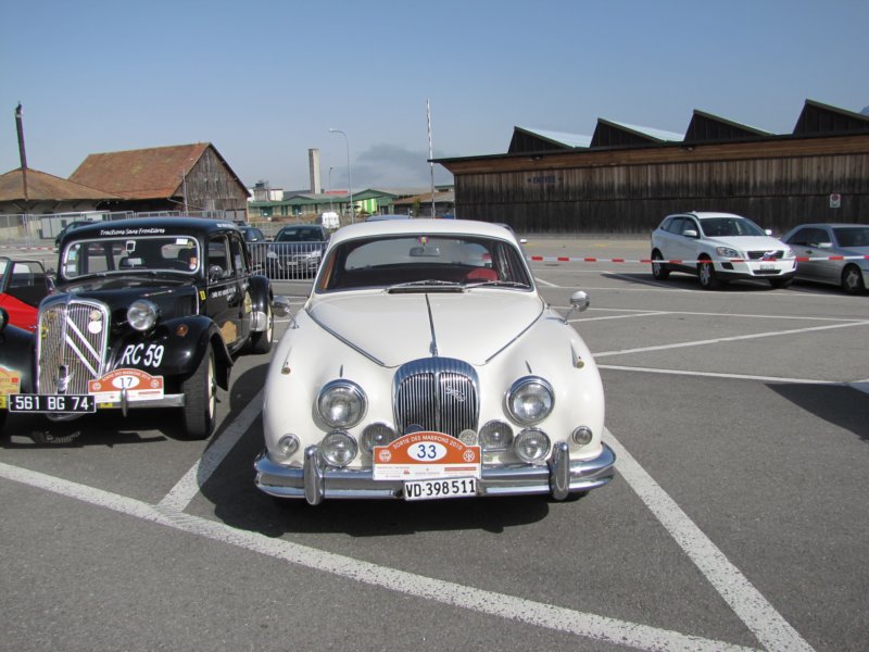 daimler2503.jpg