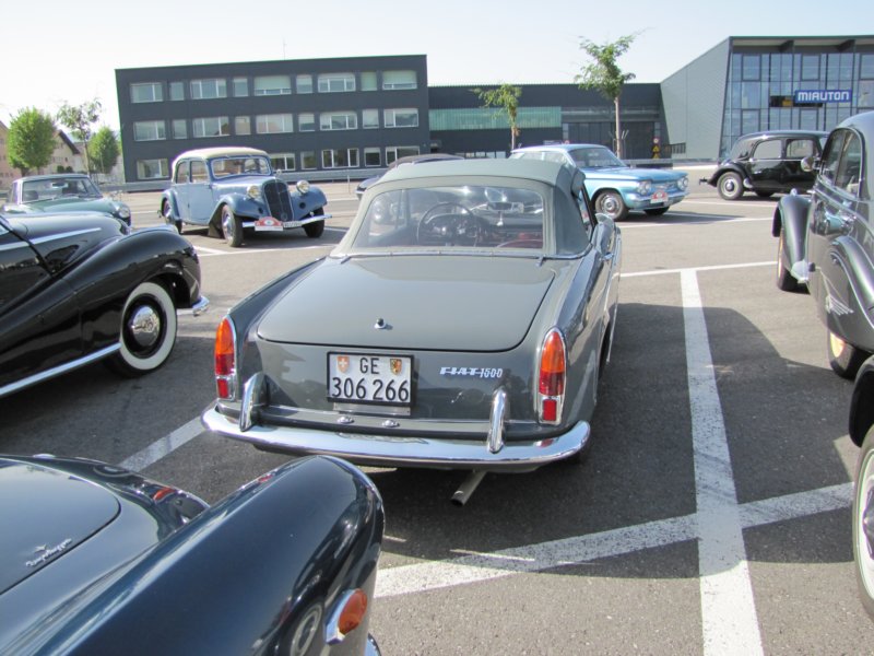 fiat1500cabrio4.jpg