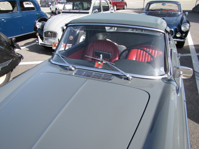 fiat1500cabrio6.jpg
