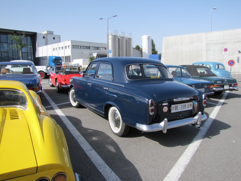 peugeot4033.jpg