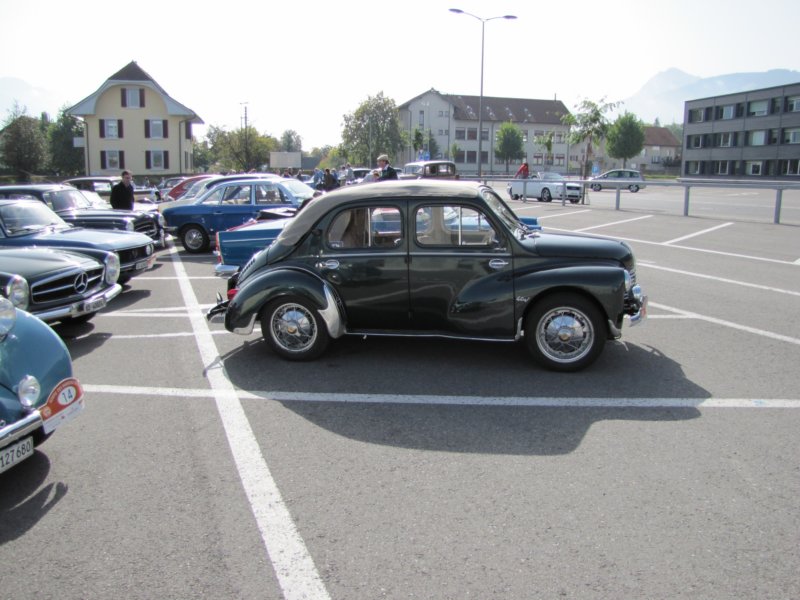 renault4cv8.jpg
