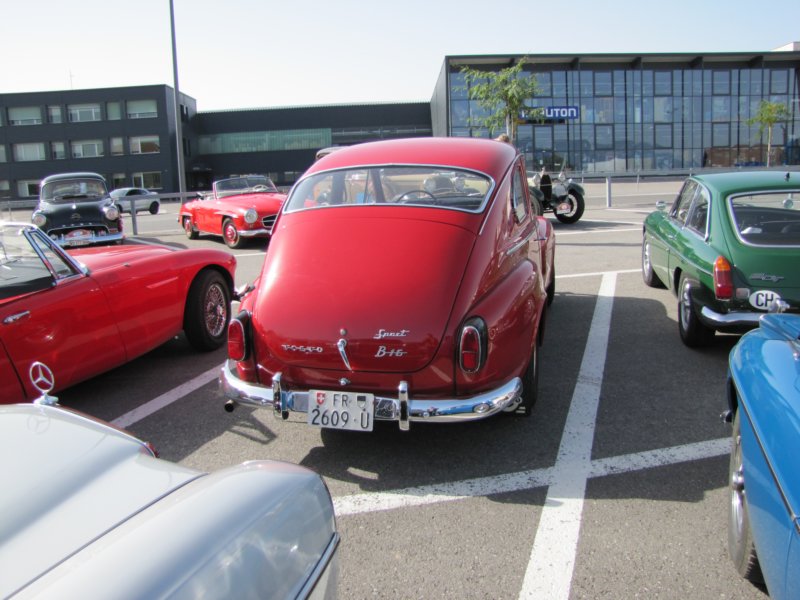 volvopv544b16sport5.jpg