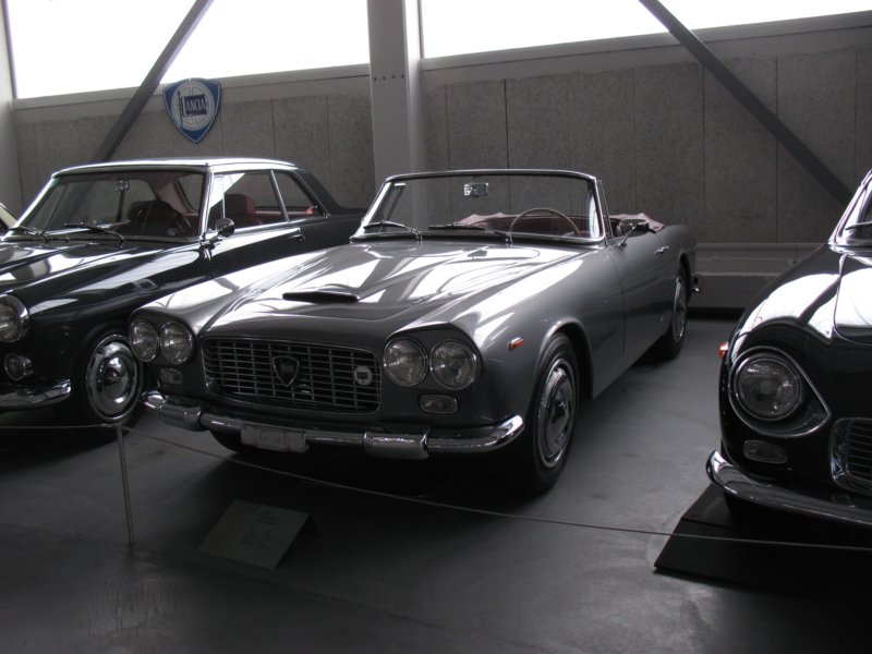 lanciaflaminia3cconvertible1963.jpg