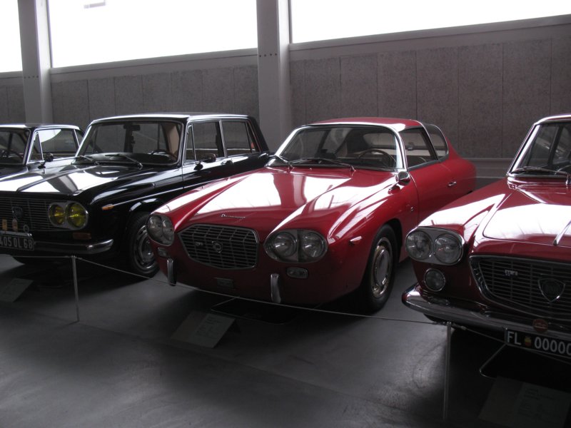 lanciaflavia18sportiniezione1967.jpg
