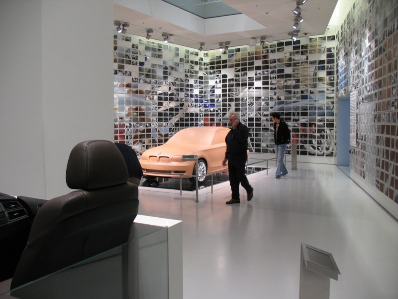 bmwmuseum4.jpg