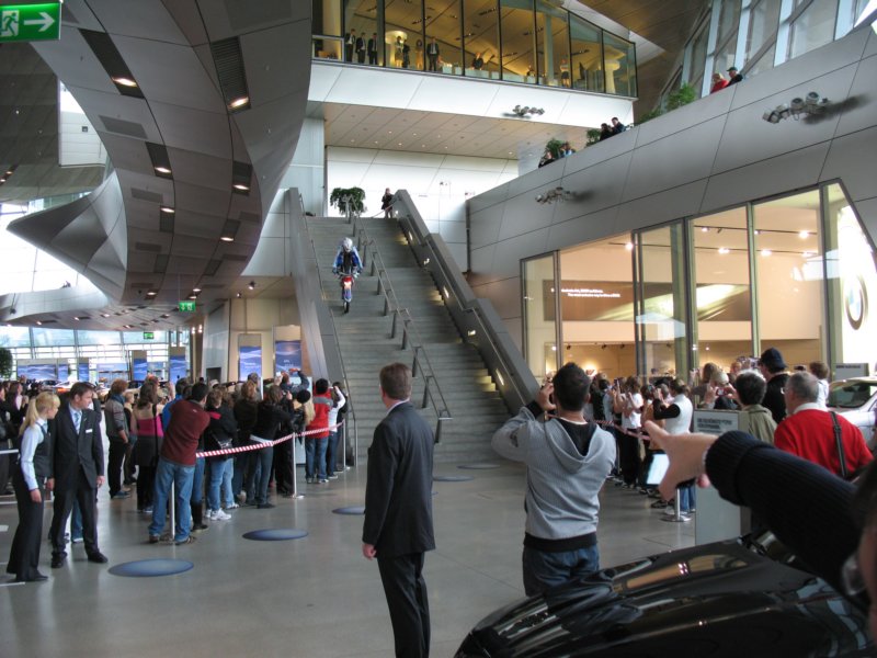 bmwwelt14.jpg