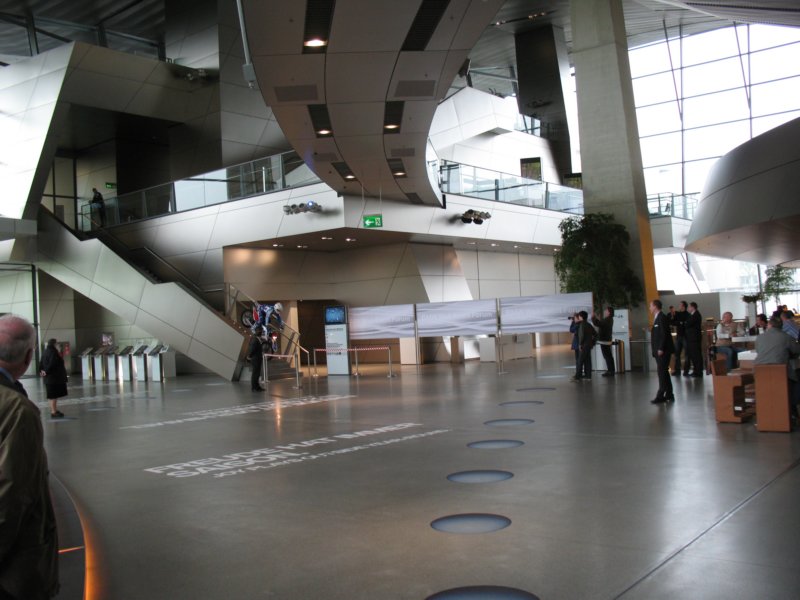 bmwwelt34.jpg