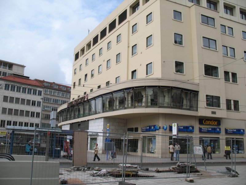 photo3.jpg