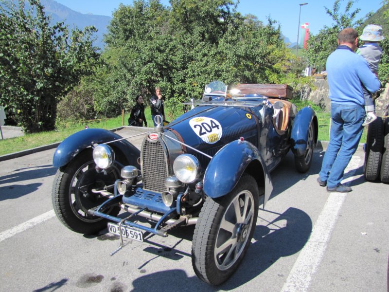 bugattit37a19274.jpg