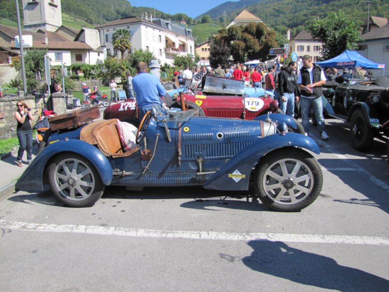 bugattit37a19277.jpg
