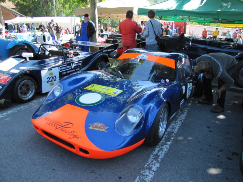 chevronb81968.jpg