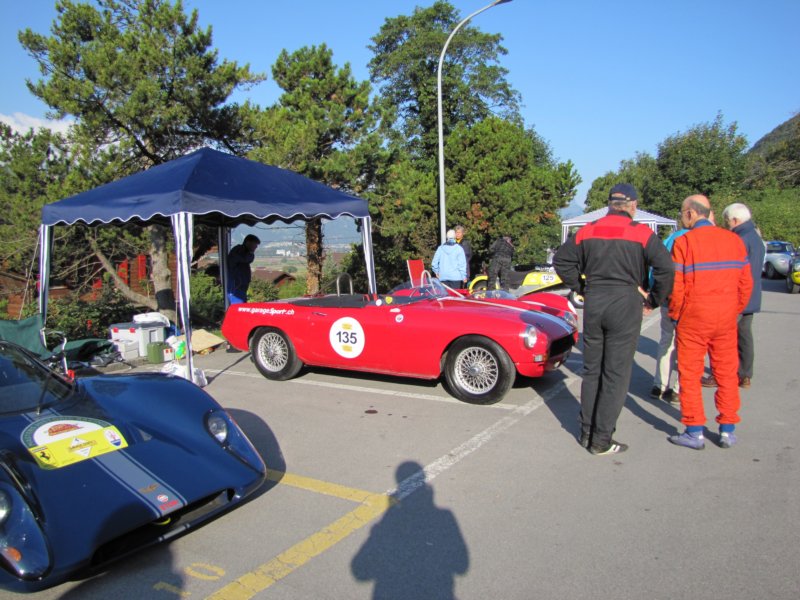 mgbgtracing19665.jpg