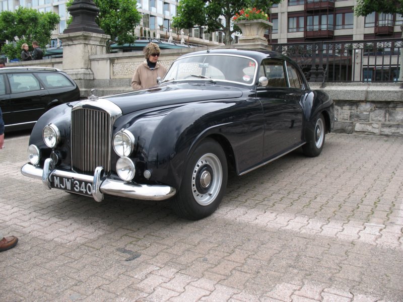 bentleyrtypecontinental19545.jpg