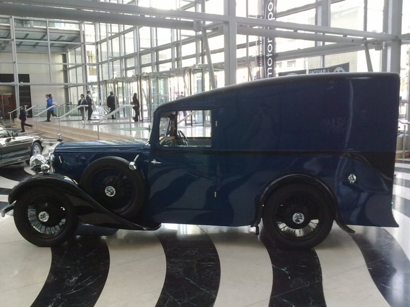 daimlerlightfifteencommercial19334.jpg