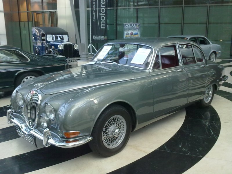 jaguarstype3419654.jpg