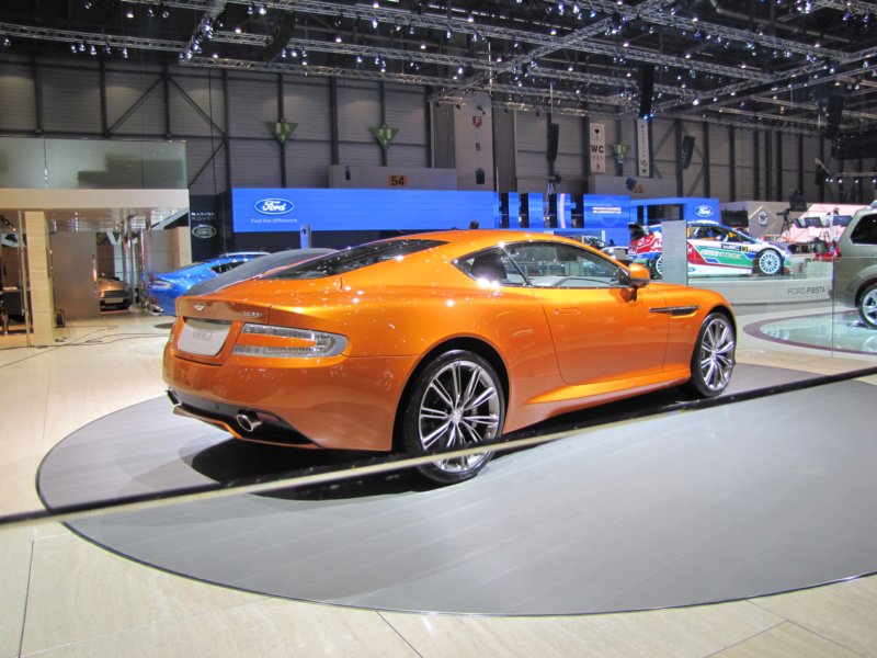 astonmartinvirage6.jpg