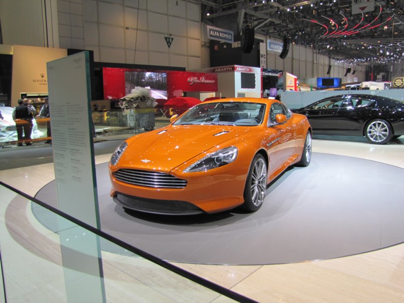 astonmartinvirage8.jpg