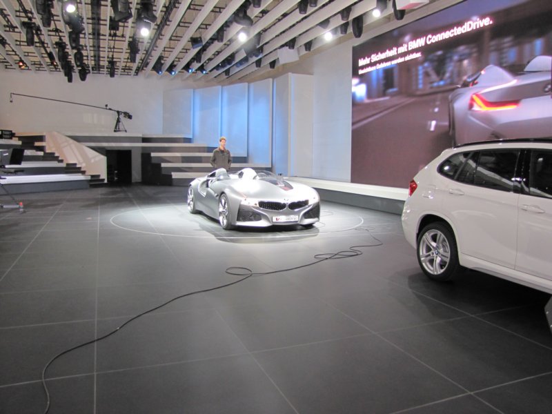 bmwvisionconnecteddrive3.jpg
