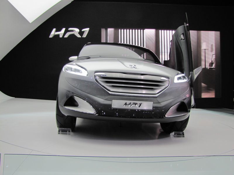 peugeothr114.jpg