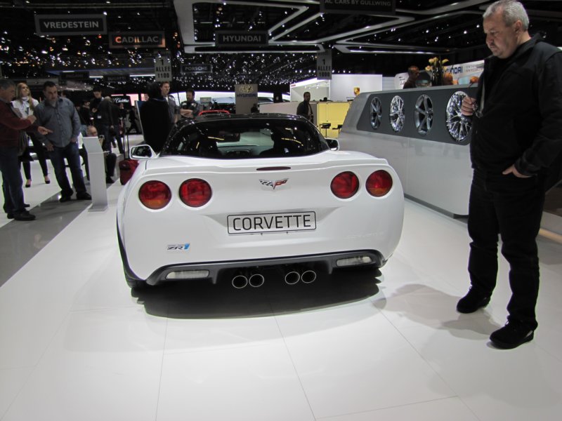 chevroletcorvettezr17.jpg