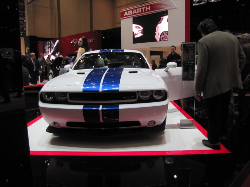 dodgechallengersrt83922.jpg