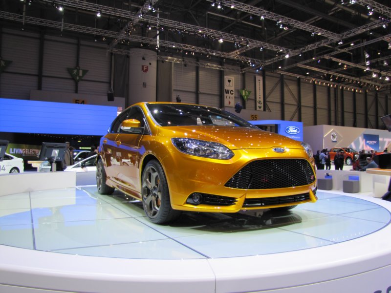 fordfocusst13.jpg