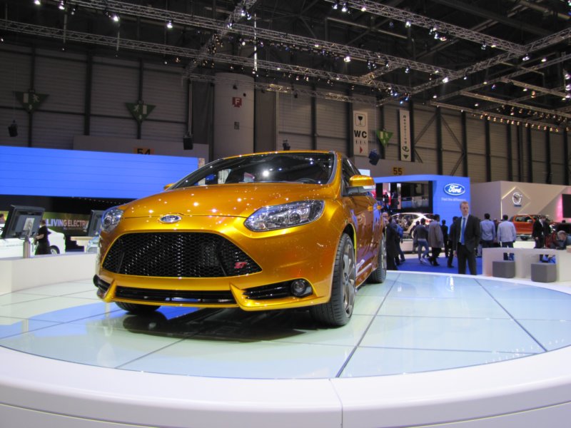 fordfocusst16.jpg