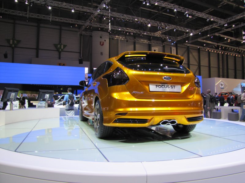 fordfocusst24.jpg