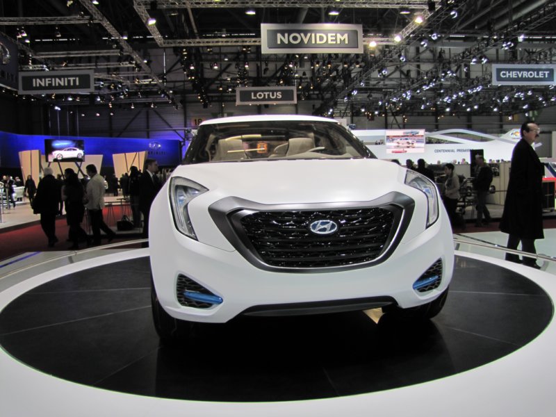 hyundaicurb23.jpg