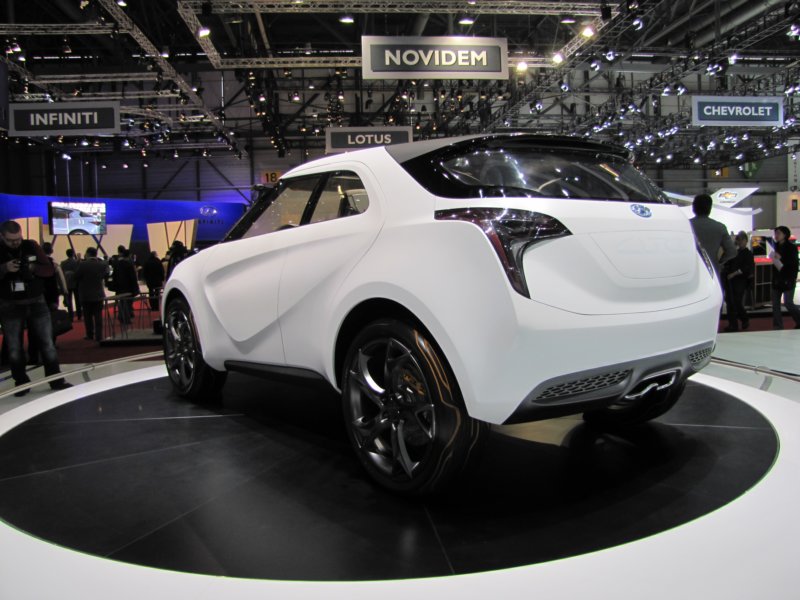 hyundaicurb3.jpg